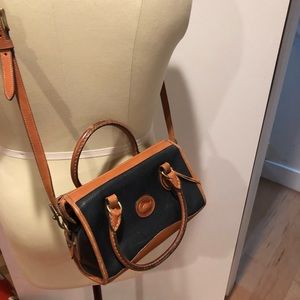 Vintage Dooney & Bourne purse